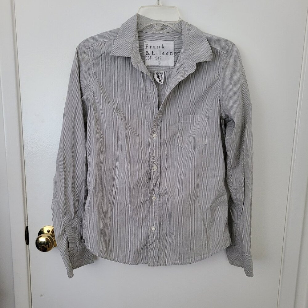 Frank & Eileen Barry Button Up Shirt Gray Stripped Size Small